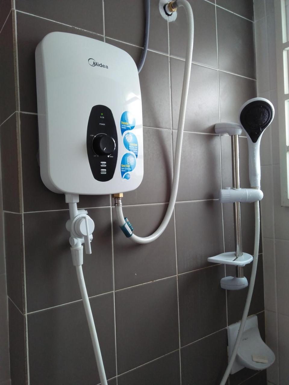 Homestay D 11 Putrajaya Netflix Wifi Exterior foto