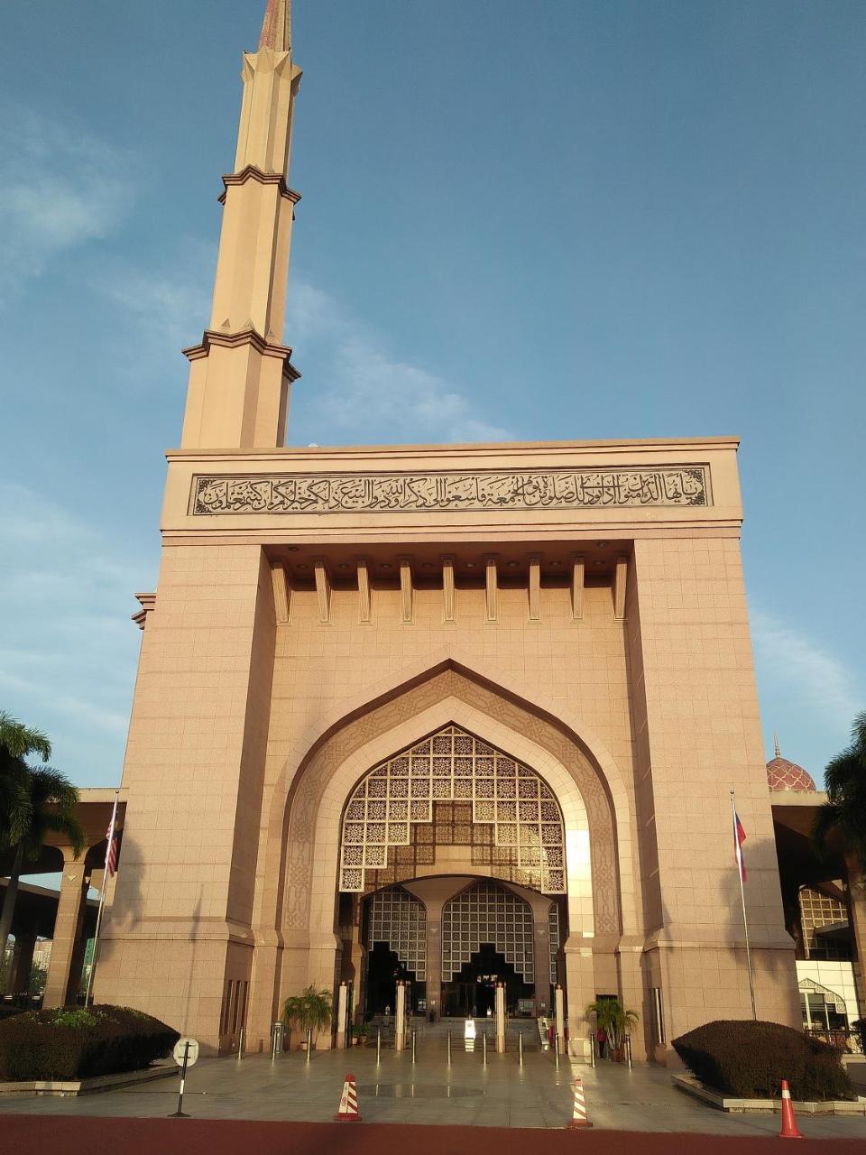 Homestay D 11 Putrajaya Netflix Wifi Exterior foto